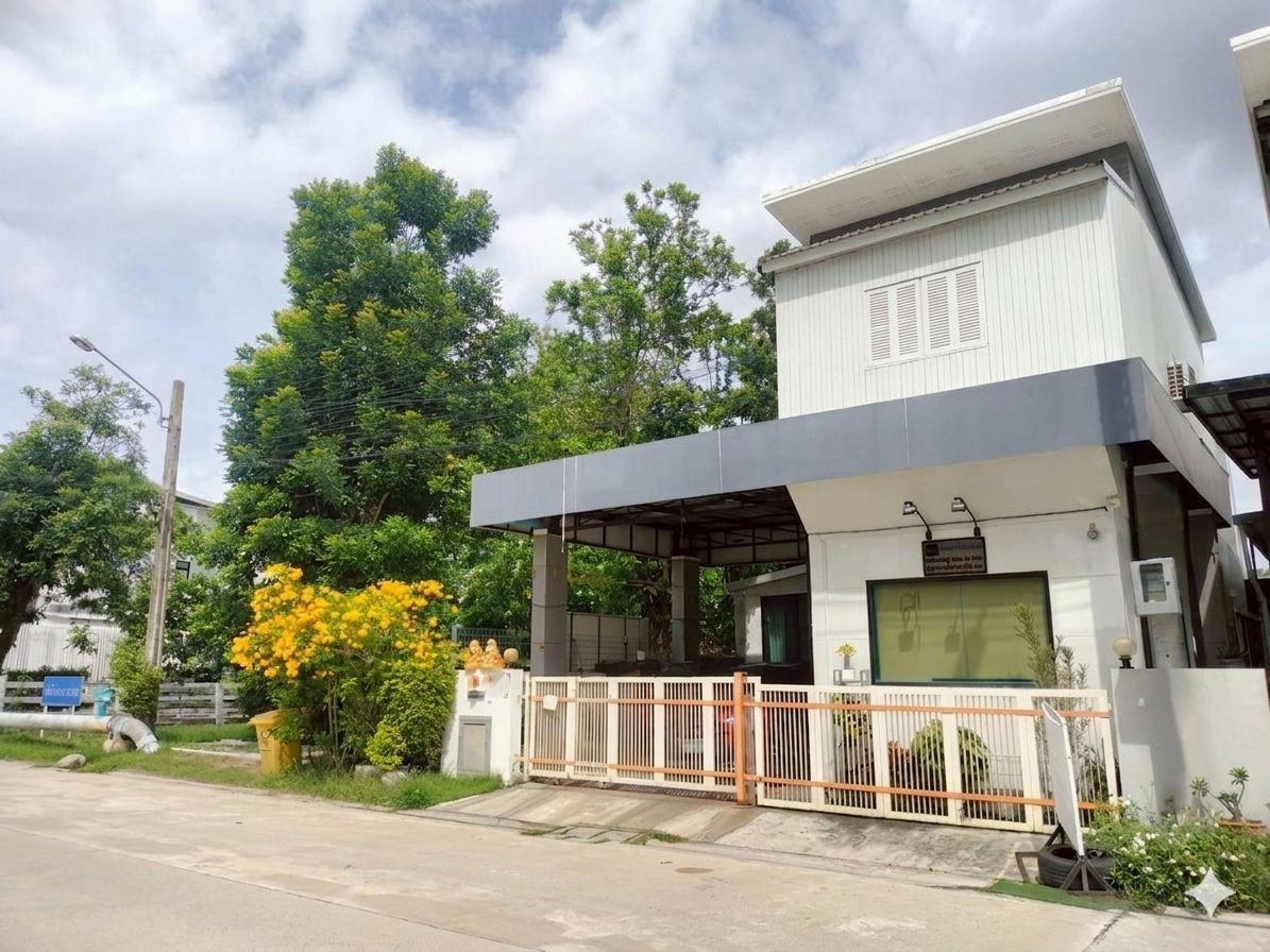 รูป 🎈ให้เช่า 🏡บ้านเดี่ยว 2 ชั้น ครึ่ง เนื้อที่ 67 ตร.ว. หมู่บ้าน เอโทล มัลดีฟส์ บีช หนามแดง-บางพลี 5 ห้องนอน 3 ห้องน้ำ - รูปที่ 2/27