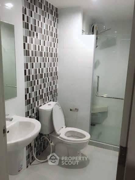 picture 1-BR Condo at The Kith Plus Sukhumvit 113 near BTS Samrong (ID 3307299) - 11/26
