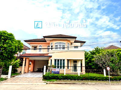 บ้านเดี่ยว กรุงเทพมหานคร : บ้านเดี่ยว 83.7 ตร.ว. ในราคาที่จับต้องได้ ที่มีทางเดินเฉพาะลูกบ้านไปรถไฟฟ้าAPL และที่สำคัญไม่ต้องซ่อมใดๆทั้งนั้น ที่จอดรถมากถึง 4 คัน ภายใน
