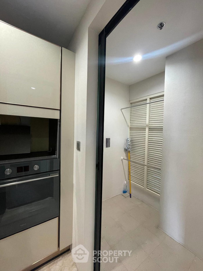 picture 3-BR Condo at The Crest Phahonyothin 11 near BTS Ari (ID 3221990) - 2/3