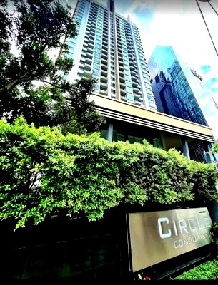 Condos for sale : A010094 Circle Condominium