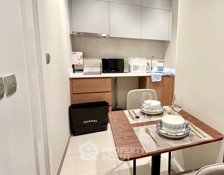 รูป คอนโด 1-ห้องนอน ที่ ไลฟ์ อโศก - พระราม 9 ใกล้ MRT พระราม 9 (ID 3307230) - รูปที่ 2/7