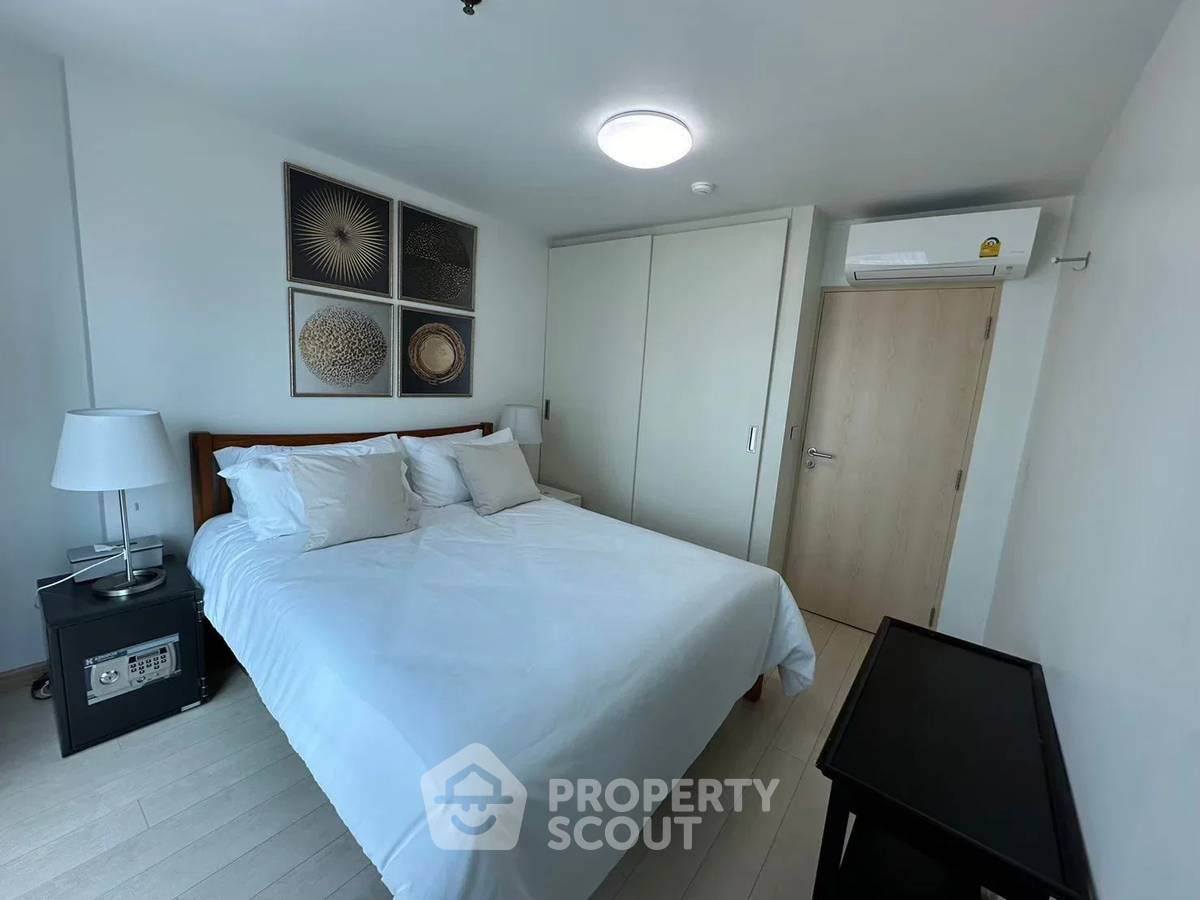 รูป ใกล้ BTS Saint Louis เพียง 60 ม. | 3 ห้องนอน Silom Suite Condominium (ID 2883860) - รูปที่ 1/5