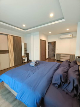 House for Rent: 3-Storey Detached House in Sukhumvit 65 – Near BTS Ekkamai  Fully Furnished | 4 Bedrooms, 6 Bathrooms | 330 Sq.m.