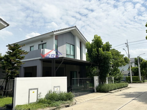 เพอร์เฟค เพลส รามคำแหง-สุวรรณภูมิ 3 - 4 ห้องนอน 3 ห้องน้ำ 76.2 ตร.วา