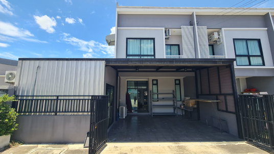 2-Storey Corner-Unit Townhome for Sale: Thananon Land Project (Ratchapruek - Chaiyapruek)3 Bedrooms, 2 Bathrooms