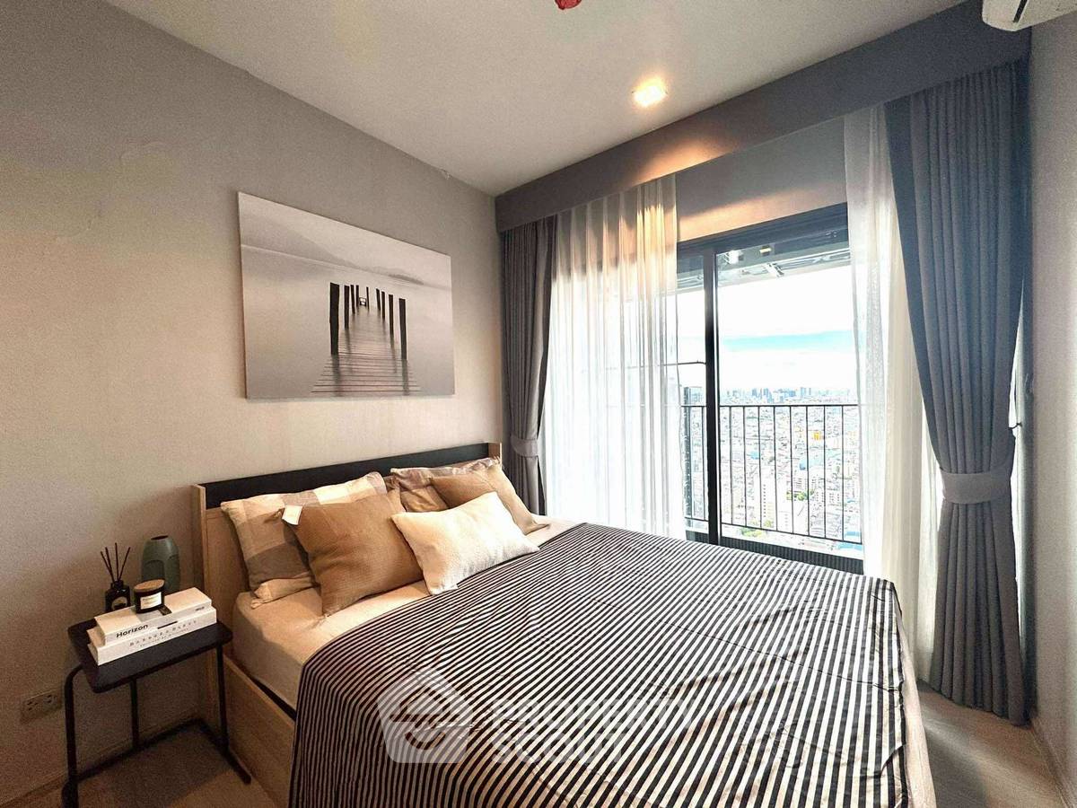picture 1-BR Condo at Life Asoke - Rama 9 near MRT Phra Ram 9 (ID 2259768) - 1/9