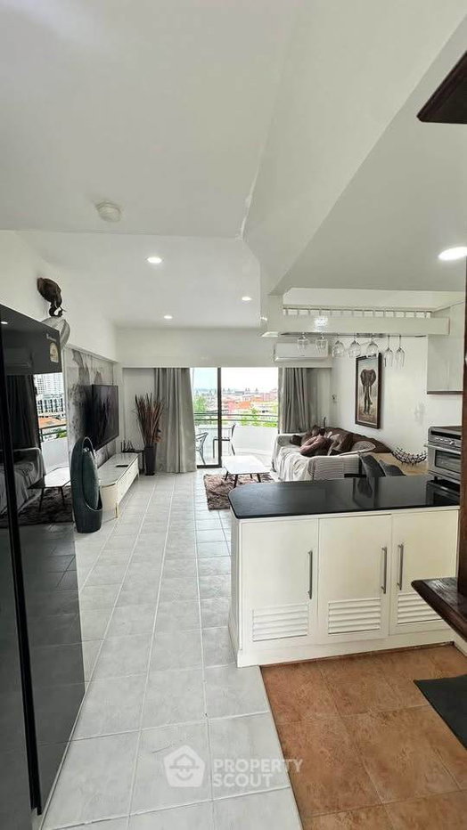 picture 1-BR Condo at Star Beach Condotel close to Phratamnak (ID 3070856) - 4/17