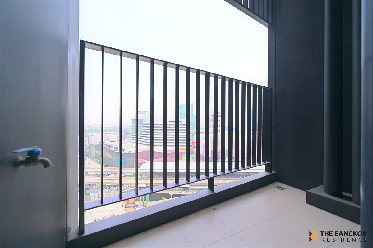 picture Life Ladprao Valley near BTS Ha Yaek Lat Phrao Move-in Ready, Just Bring Your Stuff - 2/10