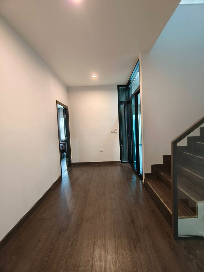 รูป บ้านเดี่ยว 3 ชั้น สุขุมวิท 65  ใกล้ BTS เอกมัย เฟอร์ครบ 4 ห้องนอน 6 ห้องน้ำ 330 ตรม 3ชั้น - รูปที่ 45/60