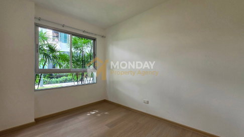 🔥 MD-26067260 Rare Find! Beautiful unit, priced below market value at Elio Sukhumvit 64. Book now before it's gone! 🔥