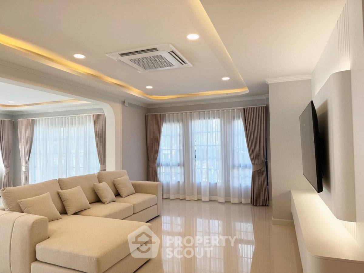 picture Spacious 4-BR 303 Sqm House At Centro Bangna (ID 3308255) - 3/14