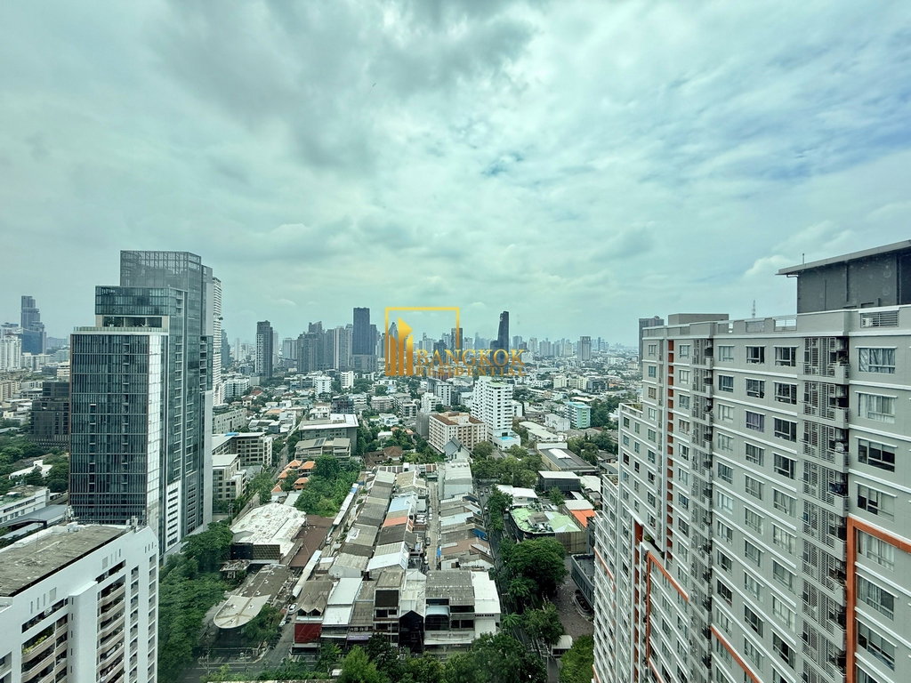 รูป Luxurious 2 Bedroom Serviced Apartment in Phrom Phong - BR30167SA - รูปที่ 21/36