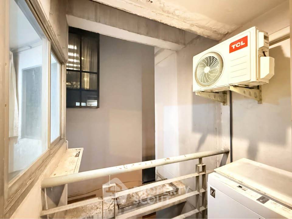 picture 1-BR The Prime Suites Condominium Near BTS Asoke (ID 3309299) - 4/4