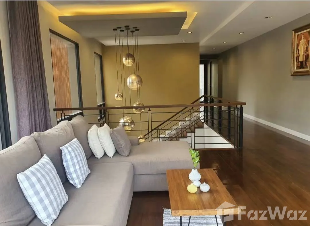 picture Stylish with Modern Interiors | Fully Furnished 6764482 - 2/28