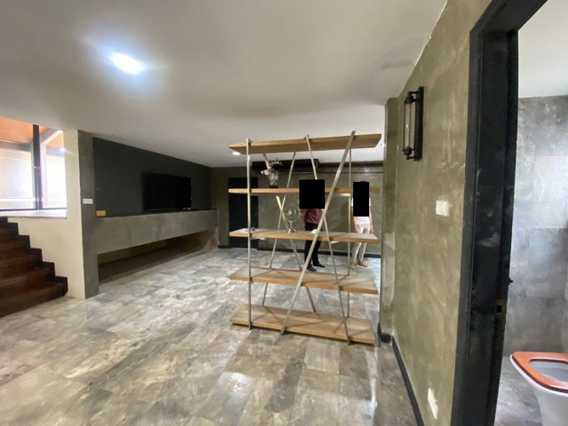 รูป ให้เช่าบ้านเดี่ยว / Home Office / Showroom / บ้าน 2 ชั้น ซอยพหลโยธิน 60 จอดรถได้ 4-5 คัน เหมาะเป็นสำนักงาน , Online Office จดบริษัทได้ - รูปที่ 13/19
