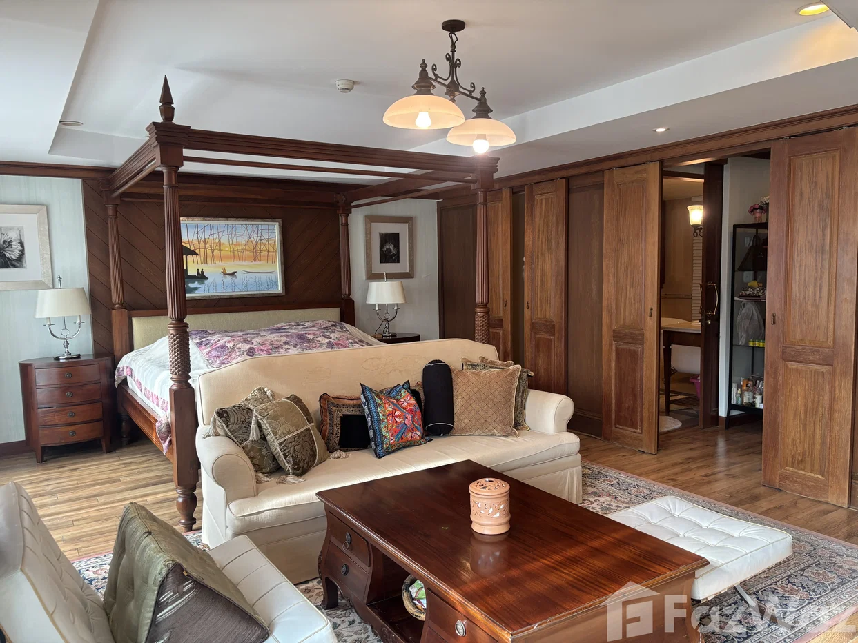 picture 2 Bedroom Condo for sale at Navin Court 6776379 - 1/11