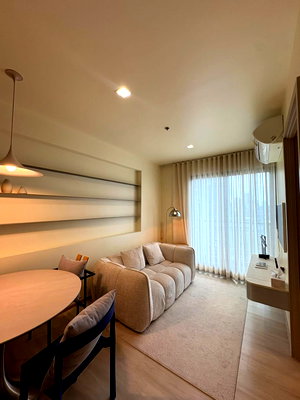 Condos for rent : ⭐️Life One Wireless⭐️2 Bed | Stylish Room | Ready to Move In