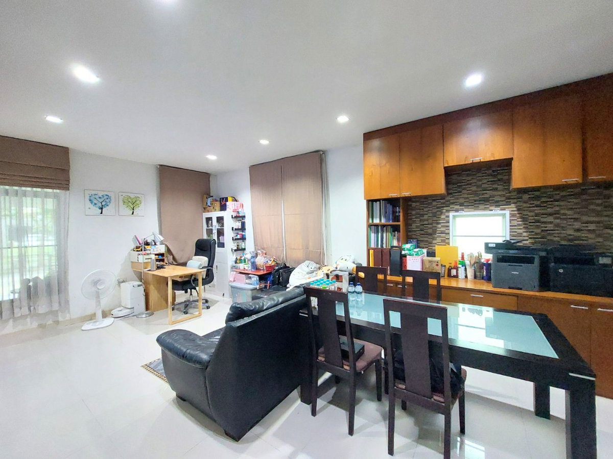 รูป ฮาบิทาวน์ ทาวน์เฮ้าส์หลังริม วัชรพล–สายไหม หน้าบ้านติดสวน ราคาพิเศษ 2.99 ล้าน - รูปที่ 15/27