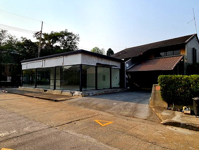 เช่าสำนักงาน ถนนรังสิต-นครนายก : ให้เช่าสำนักงาน / Home Office / Showroom / บ้าน 2 ชั้น อยู่ในหมู่บ้าน การ์เด้น โฮม วิลเลจ / ซอยพหลโยธิน 60 เหมาะเป็นสำนักงาน , จดบริษัทได้