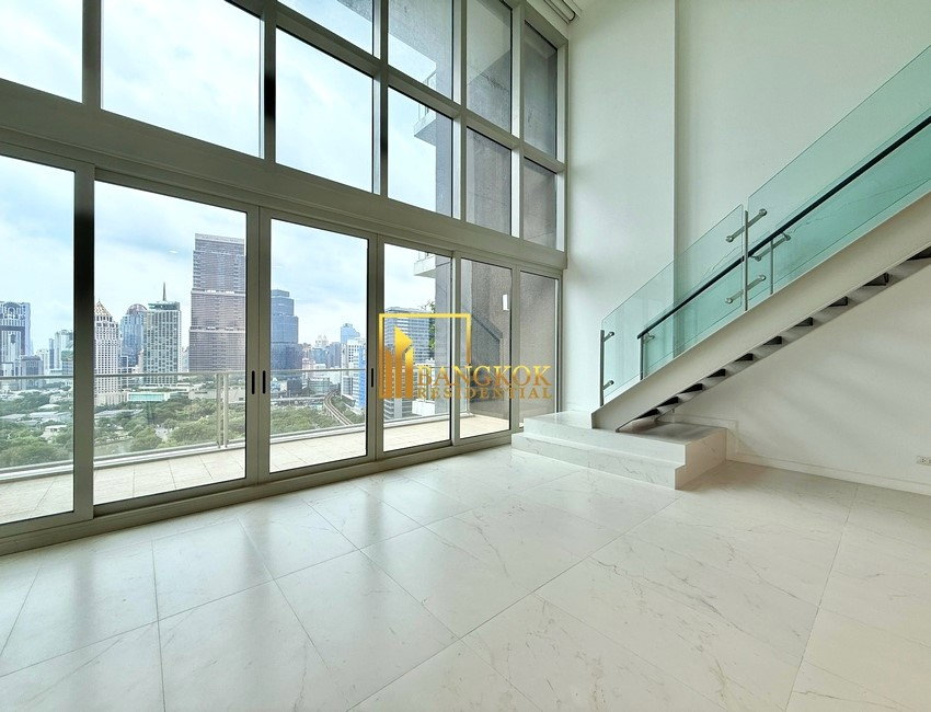 รูป 185 Rajadamri | Rare 3 Bed Duplex Luxury Condo in Prime Area - BR13916CD - รูปที่ 1/65
