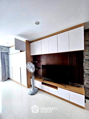 Condos for rent : Studio Condo at Supalai Prima Riva Rama 3 - Narathiwas in Chong Nonsi (ID 2436098)