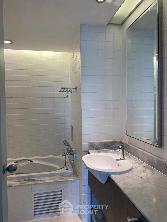 picture Spacious 1-BR 84 Sqm At Park Thonglor Tower Near BTS Thong Lor (ID 1695544) - 10/11