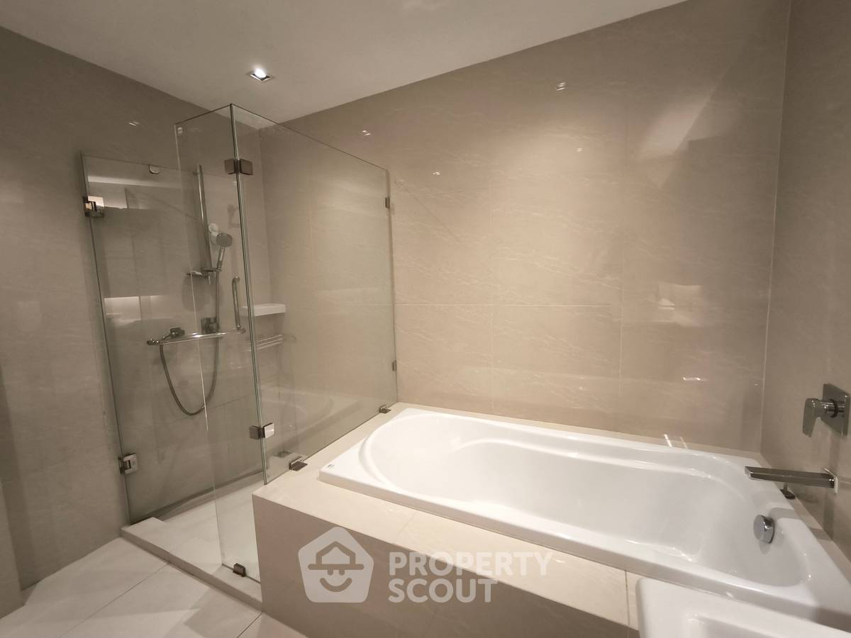 รูป คอนโด 2-ห้องนอน ที่ วีธารา สุขุมวิท 36 ใกล้ BTS ทองหล่อ (ID 3309511) - รูปที่ 10/10