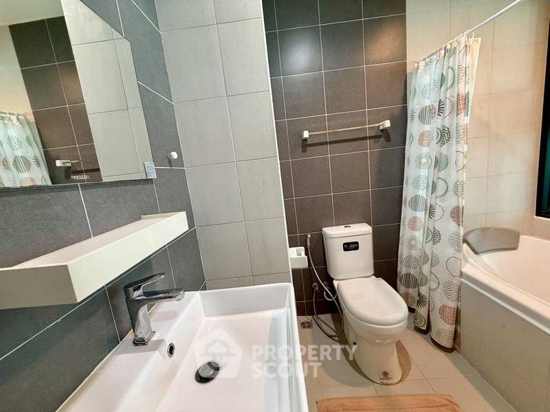รูป คอนโด สตูดิโอ ที่ ลัดดา พลัส ใน ศรีราชา (ID 2795492) - รูปที่ 7/8