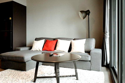 Condos for sale : 2-Bedroom Condo For Sale At The Lofts Asoke Near MRT Phetchaburi (ID 825110)