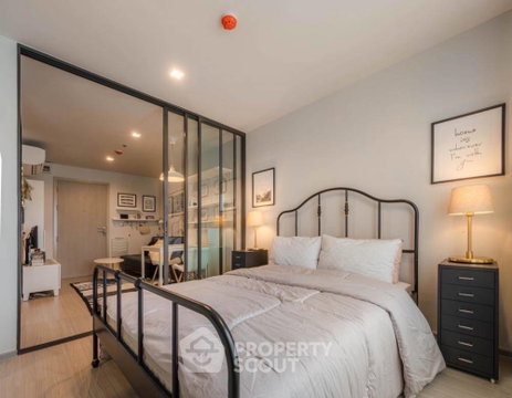 1-BR Condo at Life Ladprao near BTS Ha Yaek Lat Phrao (ID 3307310)