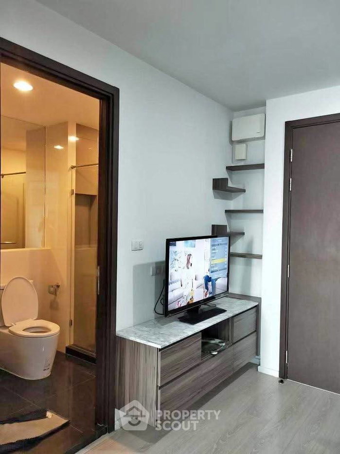 รูป คอนโด 1-ห้องนอน ที่ ริทึ่ม สาทร-นราธิวาส ใกล้ BTS ช่องนนทรี (ID 2960911) - รูปที่ 1/8