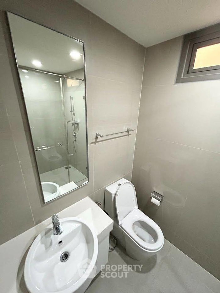 picture 2-BR Condo at Star View close to Phra Ram 3 (ID 3258744) - 10/44
