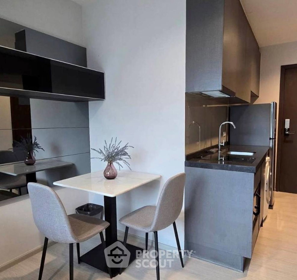 picture 27th-Floor 2-BR At Rhythm Asoke Near MRT Phra Ram 9 (ID 3305758) - 3/3