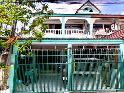 ทาวน์โฮม นนทบุรี : ทาวน์เฮ้าส์ 36 ตร.วา หมู่บ้านซื่อตรง ไทรม้า อำเภอเมือง จังหวัดนนทบุรี 3.65M