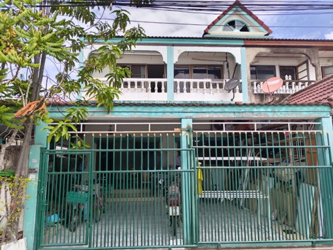 ทาวน์เฮ้าส์ 36 ตร.วา หมู่บ้านซื่อตรง ไทรม้า อำเภอเมือง จังหวัดนนทบุรี 3.65M