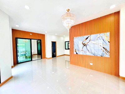 Houses for sale Nonthaburi : ⭐✨RH-201 Sale  House at Narawadee Pinklao – Rama 5 ✨⭐