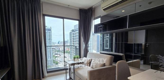 picture 27th-Floor 2-BR Condo At Rhythm Asoke Near MRT Phra Ram 9 (ID 3229701) - 3/7