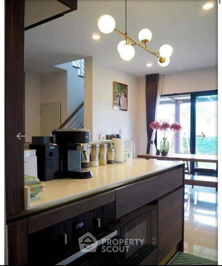 รูป บ้าน 4 ห้องนอน พื้นที่ 300 ตร.ม. โครงการ The City Boromarajonani-Thawiwatthana (ID 2583194) - รูปที่ 6/10