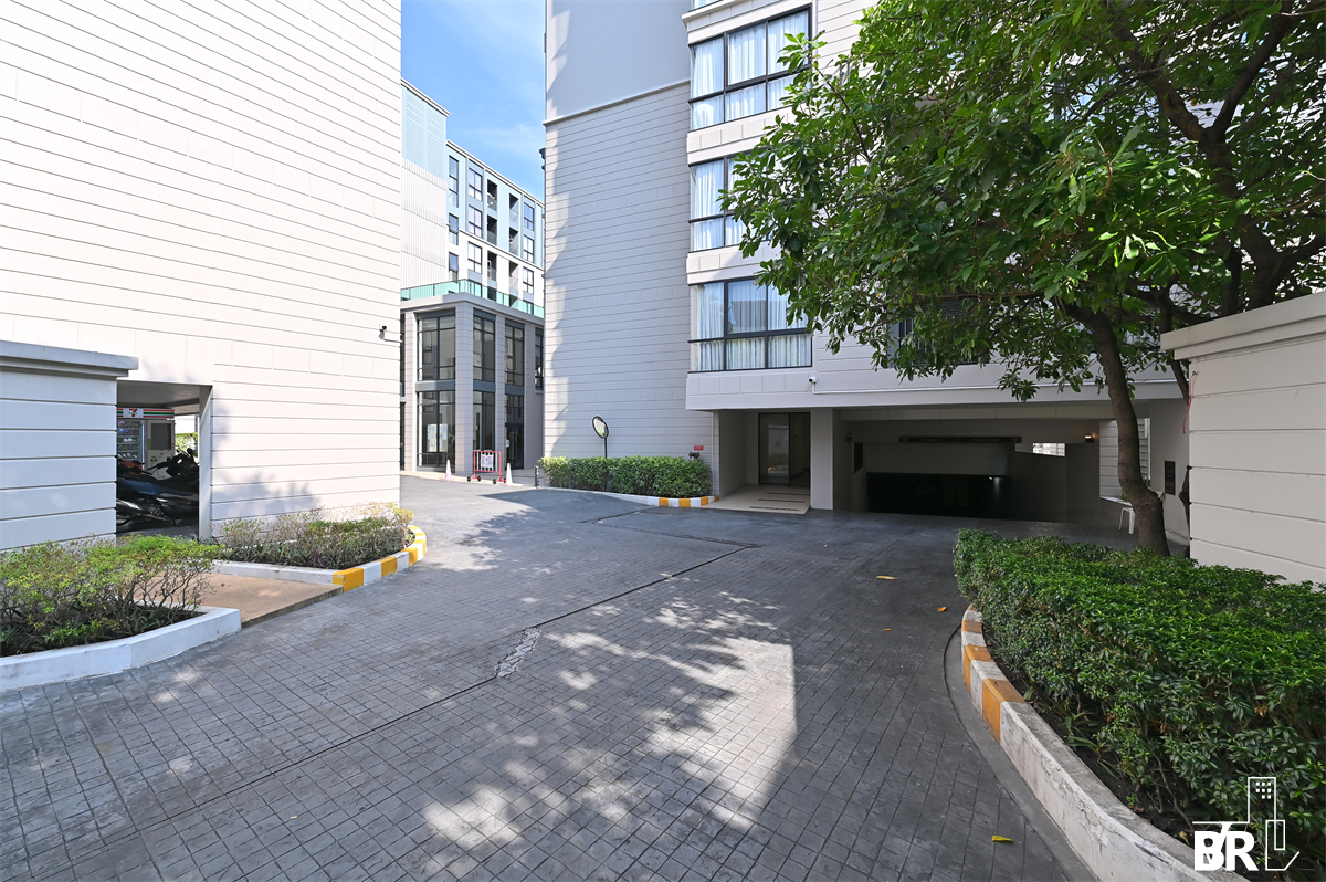 picture Maestro 03 Ratchada – Rama 9 Convenient Travel, Great Value per Square Meter - 8/9