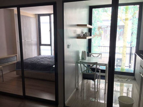 ให้เช่า VERY SUKHUMVIT 72 1 ห้องนอน เครื่องใช้ไฟฟ้าครบ