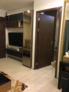 1-BR Condo at Rhythm Asoke near MRT Phra Ram 9 (ID 3313185)