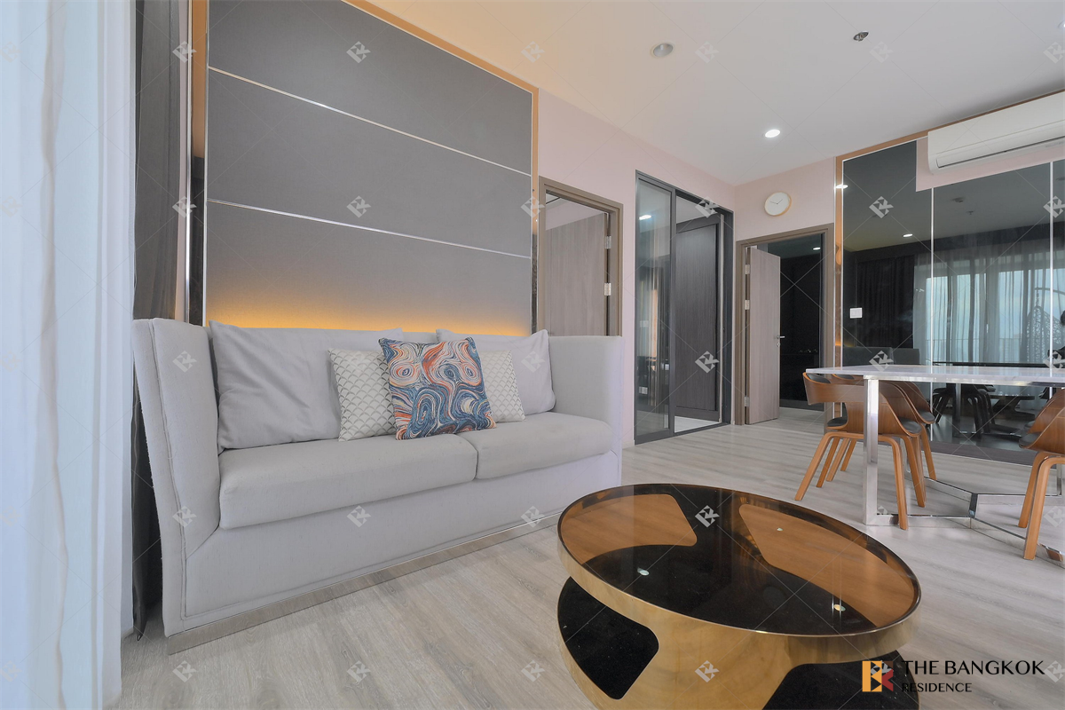 picture Ideo Mobi Asoke Comfortable and Ready to Move-in near MRT Phetchaburi Station - 5/10