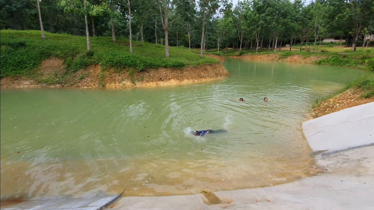 รูป ขายที่ดิน แปลงสวย 100ไร่ ติดลำธานธรรมชาติ 1กิโล - รูปที่ 4/15