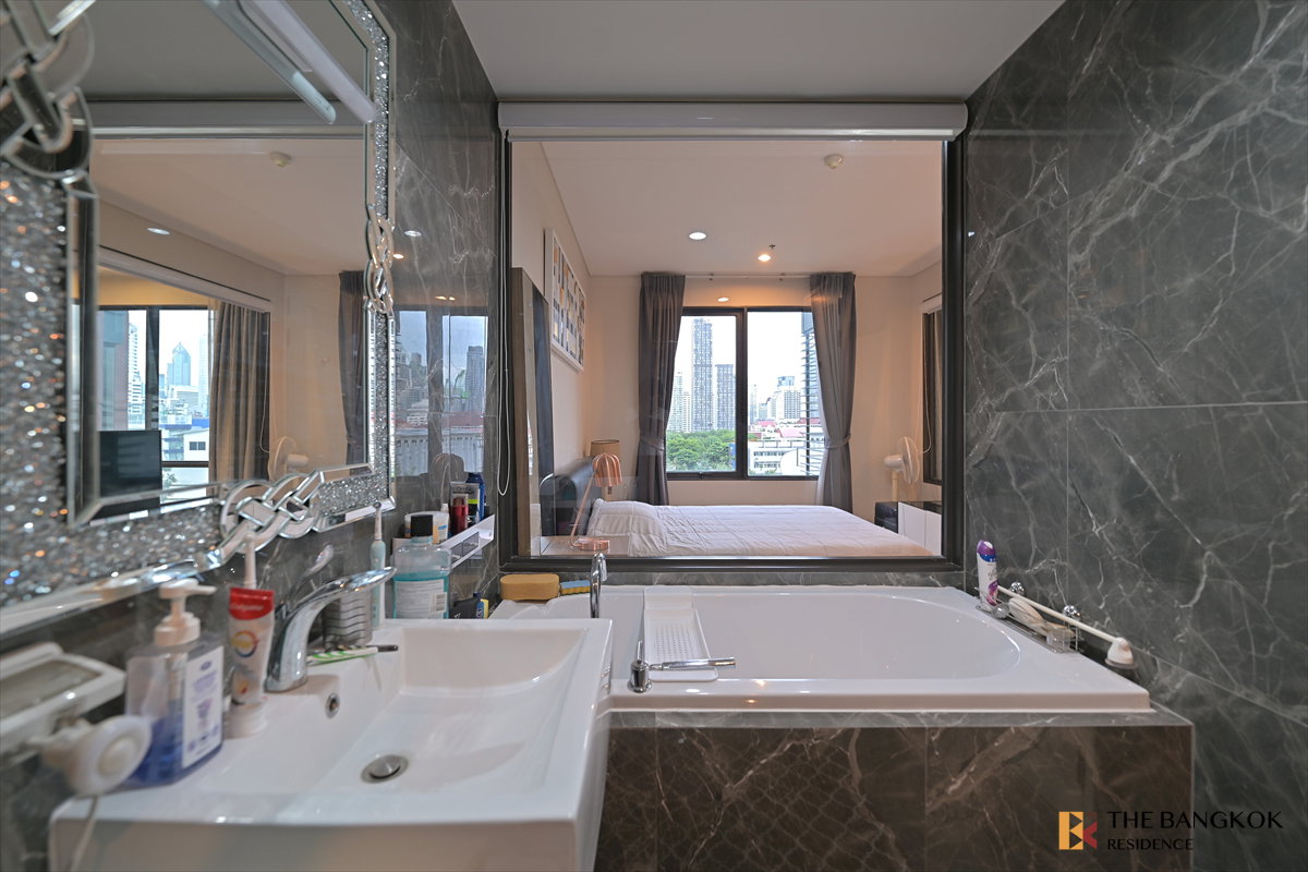 picture ððRental Condo ð Villa Asoke, Duplex 80 sq.m. 43K ð Beautiful South-Facing Unit, High Ceiling, Pool View Near MRT Phetchaburi - 9/9