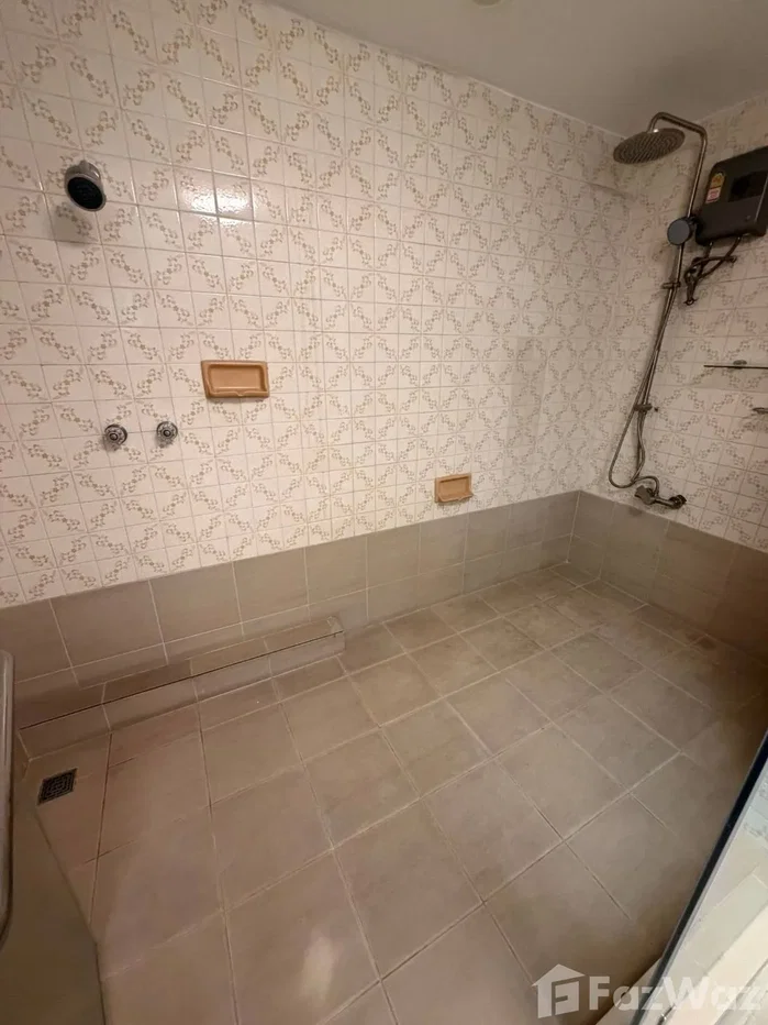 รูป คอนโดให้เช่า 4 ห้องนอน ในโครงการ รีเยนซี่ คอร์ท 6776741 - รูปที่ 36/38