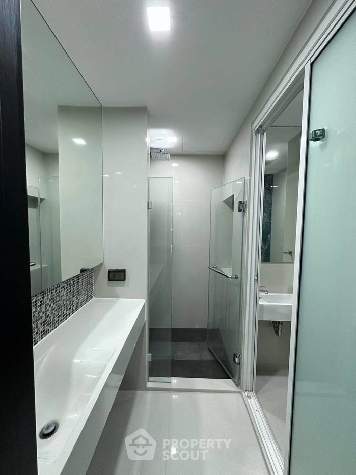 picture 70m To BTS Phra Khanong, 1-BR Rhythm Sukhumvit 44/1 (ID 3309600) - 9/11