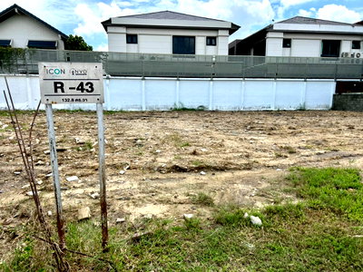 Land for sale Bangkok Bus Terminal Southern : Land for sale The Icon Pinklao Land plot : No 43