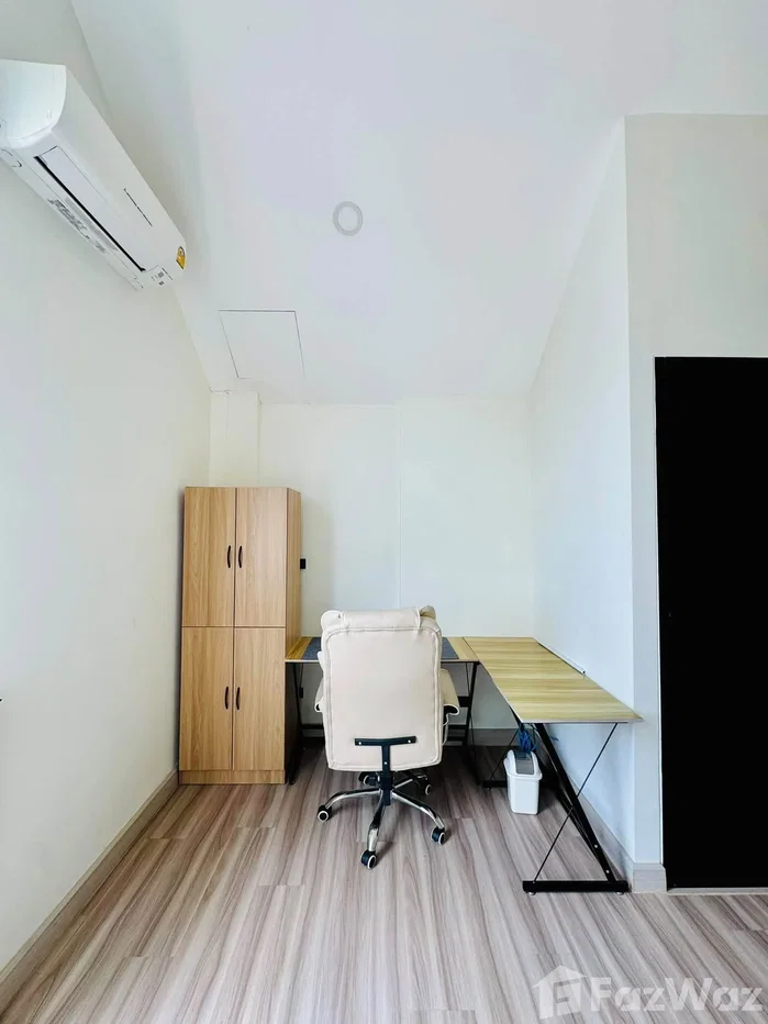 รูป ทาวน์เฮ้าส์ให้เช่า 3 ห้องนอน ใน บางจาก, กรุงเทพมหานคร 6781181 - รูปที่ 9/17