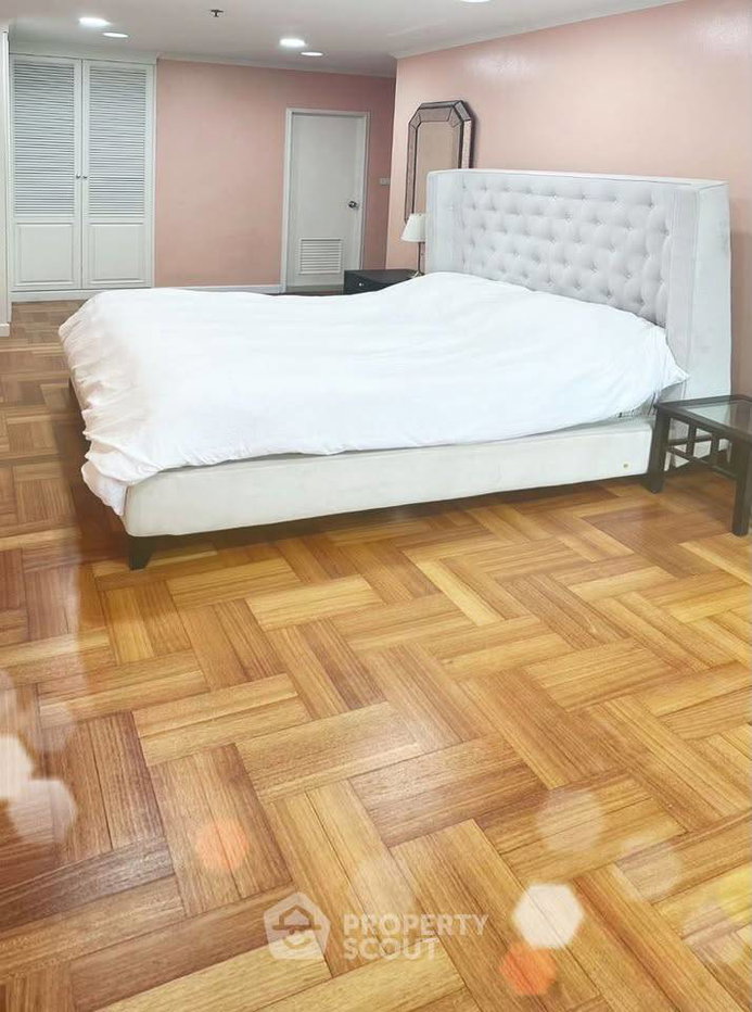 picture 2-BR Condo at Liberty Park 2 near ARL Makkasan (ID 3312521) - 6/10